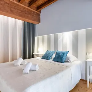 Lovely In The Heart Of The Historic Center Appartamento Firenze